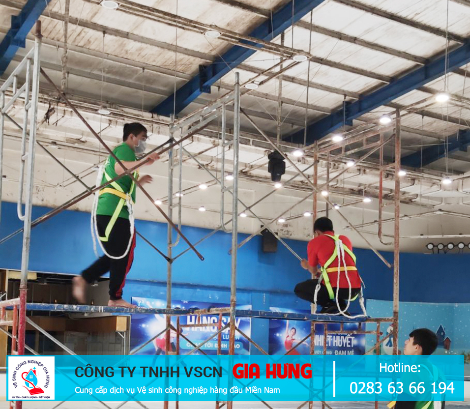Vệ sinh nhà xưởng dịp cuối năm