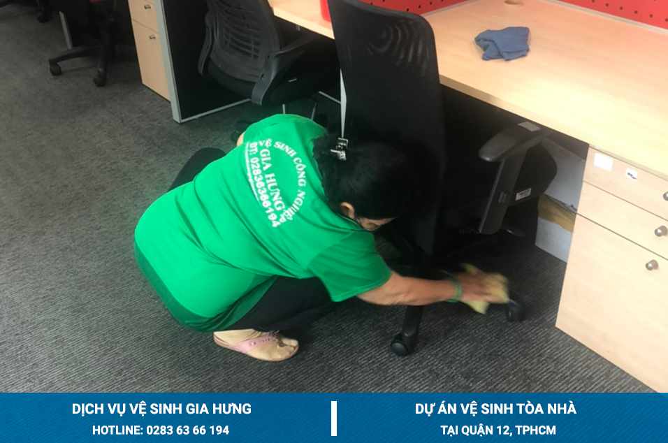 Hình ảnh vệ sinh Bàn ghế văn phòng