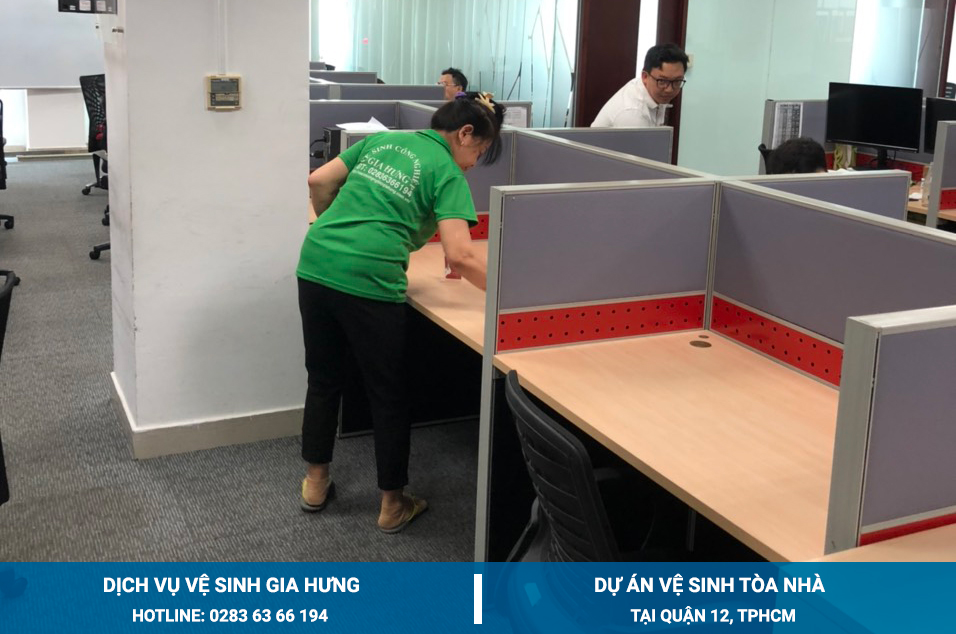 Hình ảnh vệ sinh Bàn ghế văn phòng