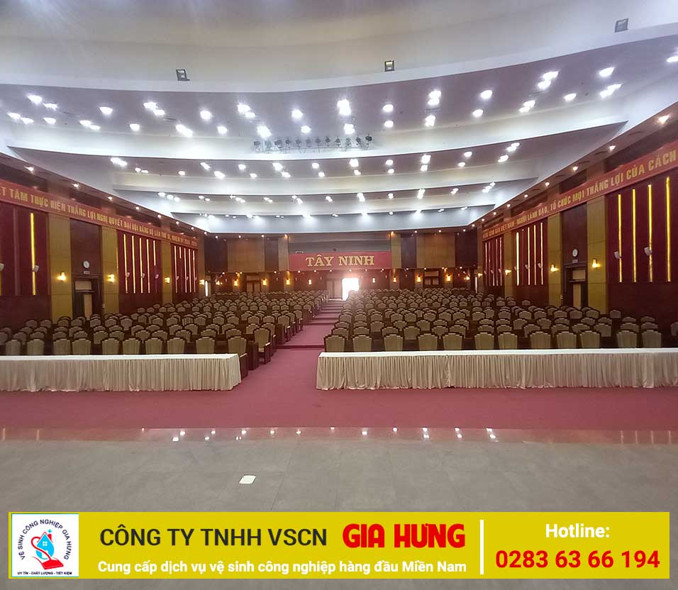 Tổng Vệ Sinh Hội Trường tỉnh ủy Tây Ninh