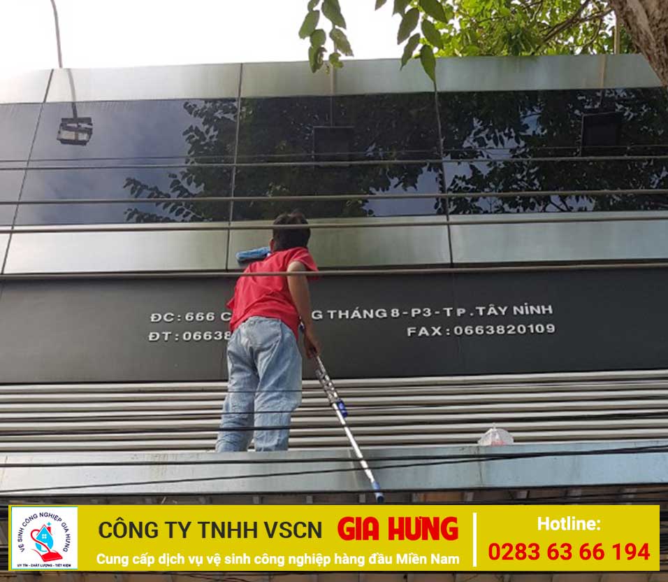 Tổng Vệ Sinh cửa hàng Khương Huê tại TP.Tây Ninh
